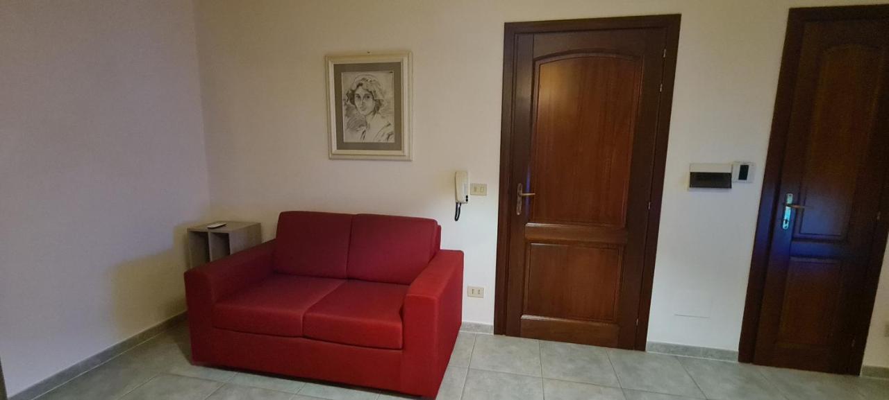Kolbe'S House Apartment Siniscola Bagian luar foto
