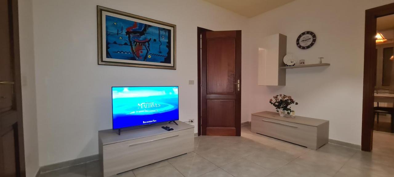 Kolbe'S House Apartment Siniscola Bagian luar foto