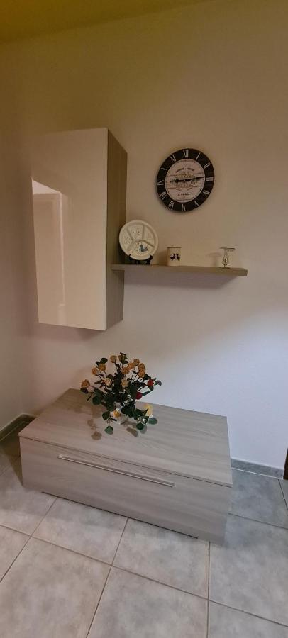 Kolbe'S House Apartment Siniscola Bagian luar foto